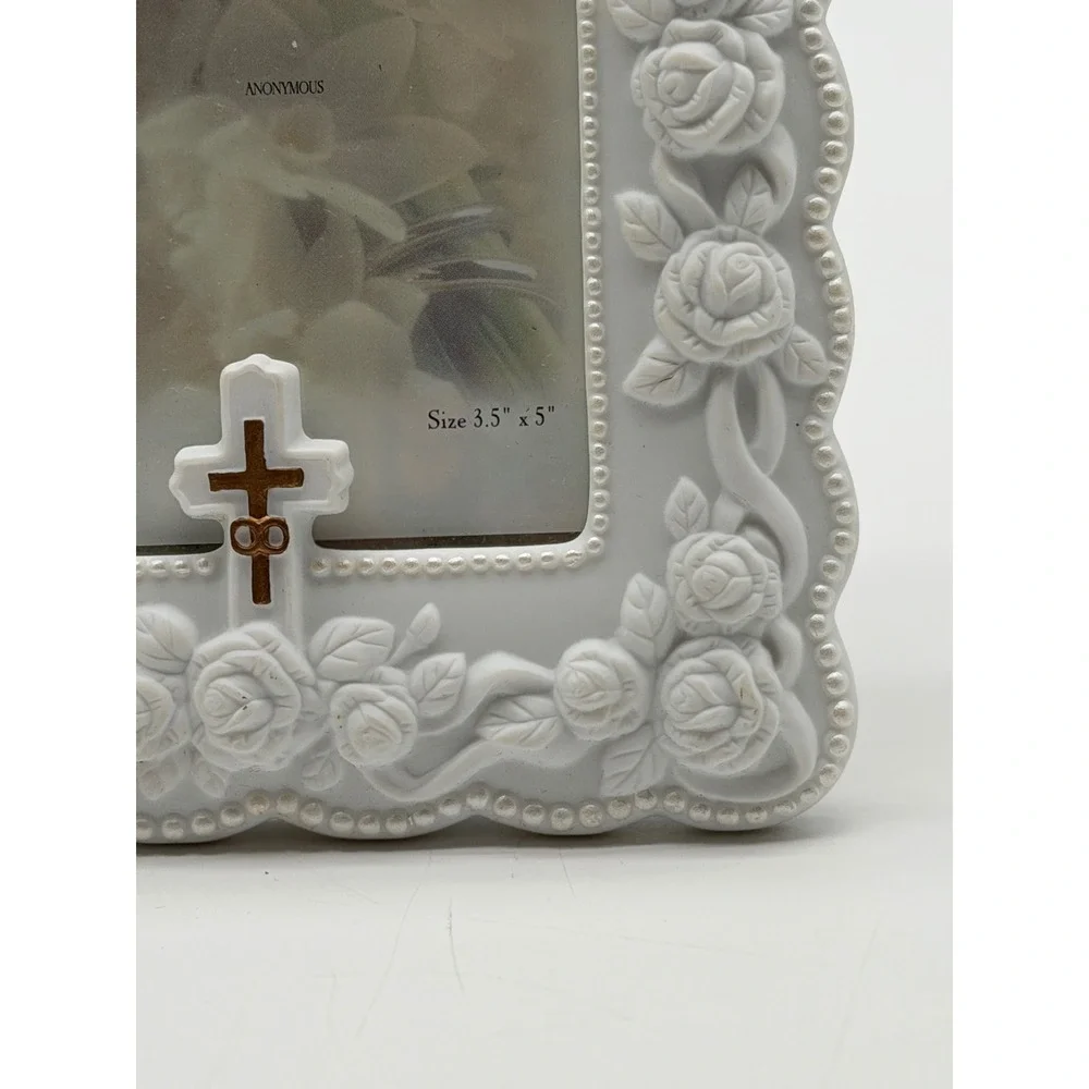 Vintage Russ Berrie White Porcelain Wedding Frame Roses Doves Cross 3.5x5 14389